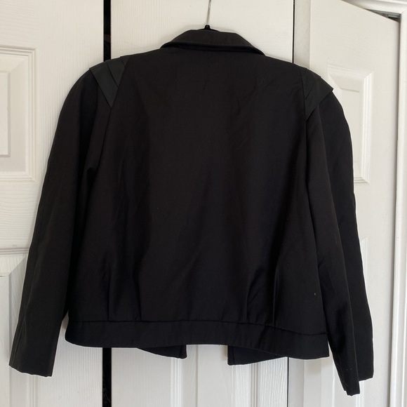 Women’s Silence and Noise Urban Outfitters Crop Blazer Size M - Picture 6 of 9